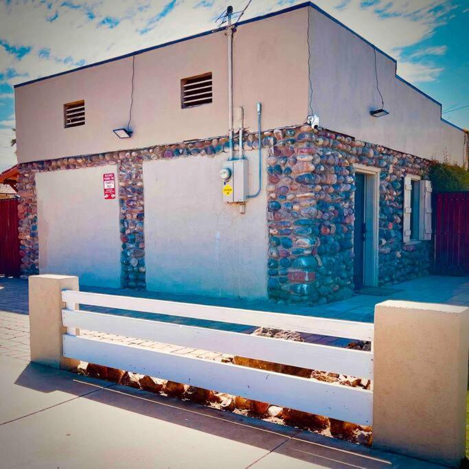 Quaint Historic Cottage In Downtown Phoenix Exterior foto